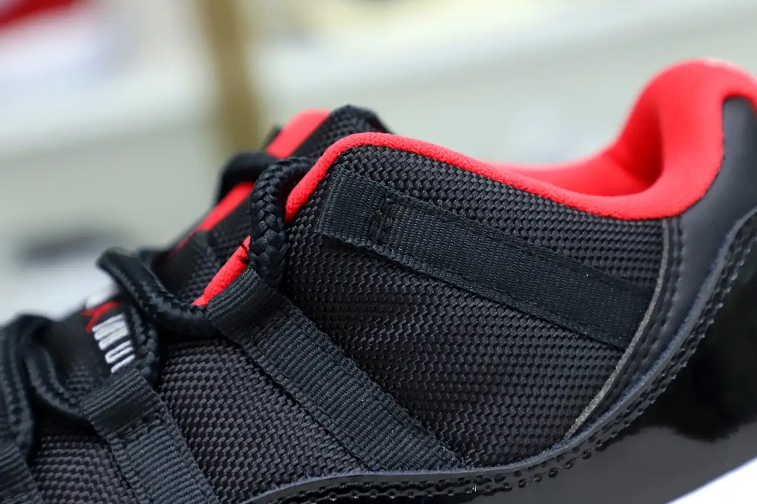 AIR JORDAN BRED RETRO 11 Kimikick LOW 0702